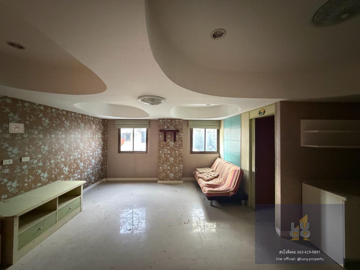 🏡𝗣𝗶𝗻𝗸𝗹𝗮𝗼 𝗣𝗮𝘃𝗶𝗹𝗶𝗼𝗻 ( ปิ่นเกล้า พาวิลเลี่ยน) คอนโดห้องใหญ่โซนจรัญ-ปิ่นเกล้า ราคาสุดพิเศษ 𝟭,𝟱𝟲𝟬,𝟬𝟬𝟬 บาท