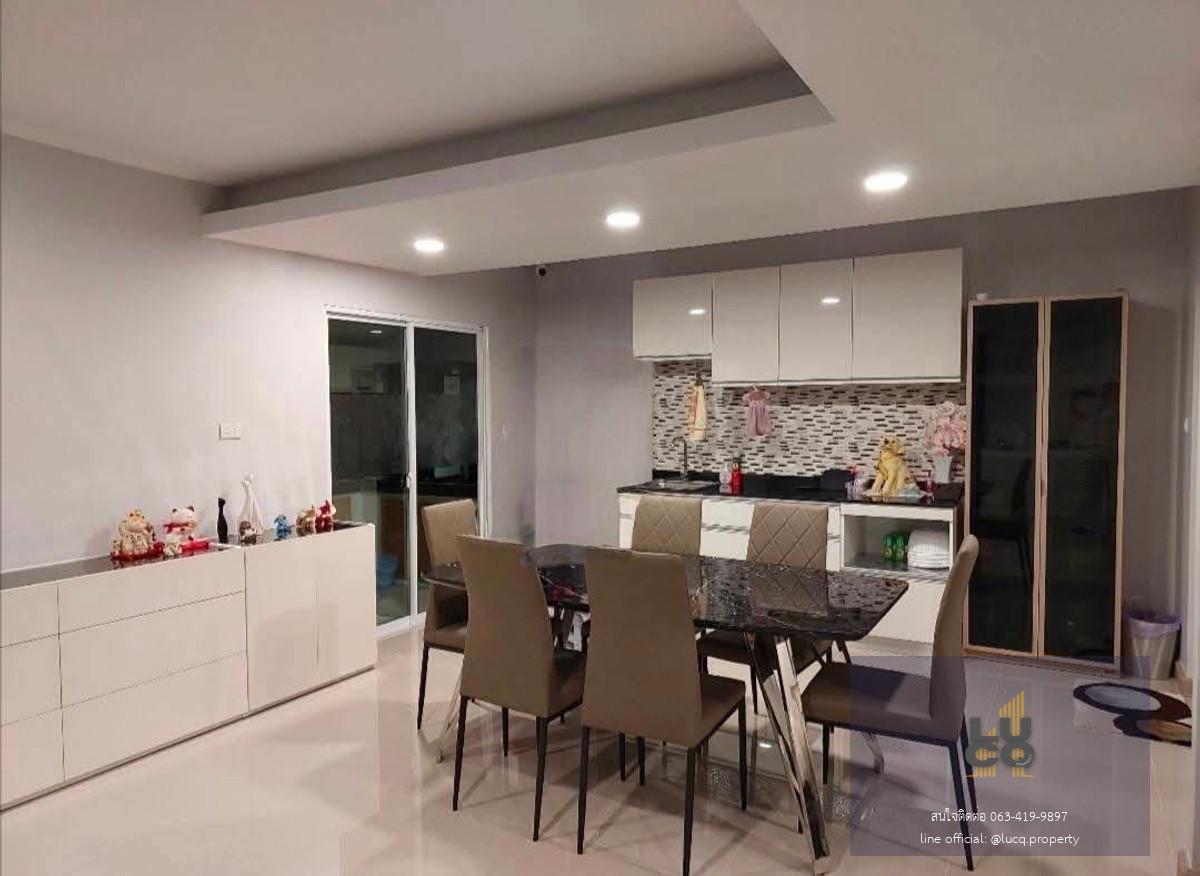 หมู่บ้าน ไลฟ์ อิน เดอะการ์เด้น นิคมพัฒนา-ระยอง เฟอร์ครบตามรูป!! รีบซื้อก่อนเจ้าของเปลี่ยนใจ!!