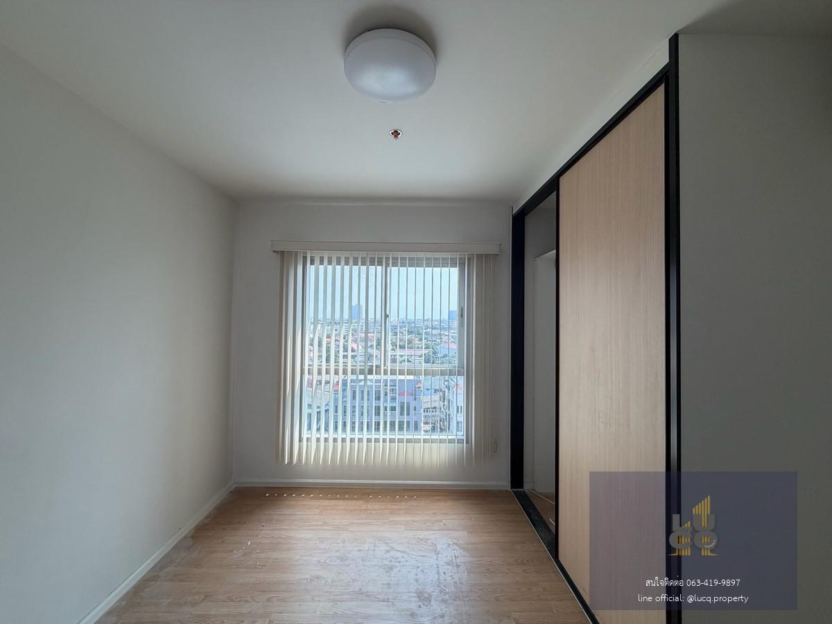 ห้องติดบันไดหนีไฟ ไม่มีเสียงรบกวน ส่วนตัวเวอร์