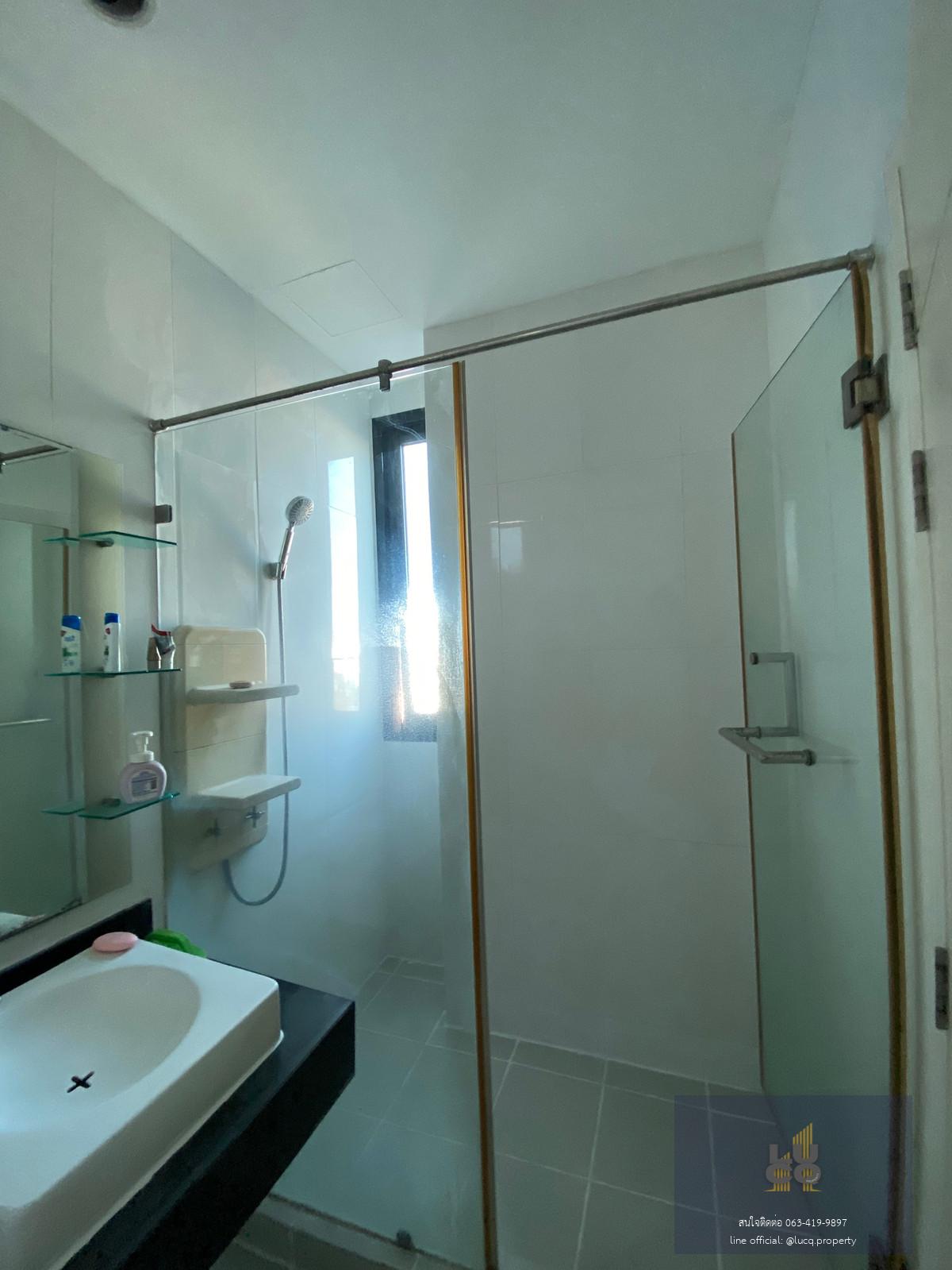 ห้องมุม!! 2นอน2น้ำ พร้อมที่จอดรถส่วนตัว